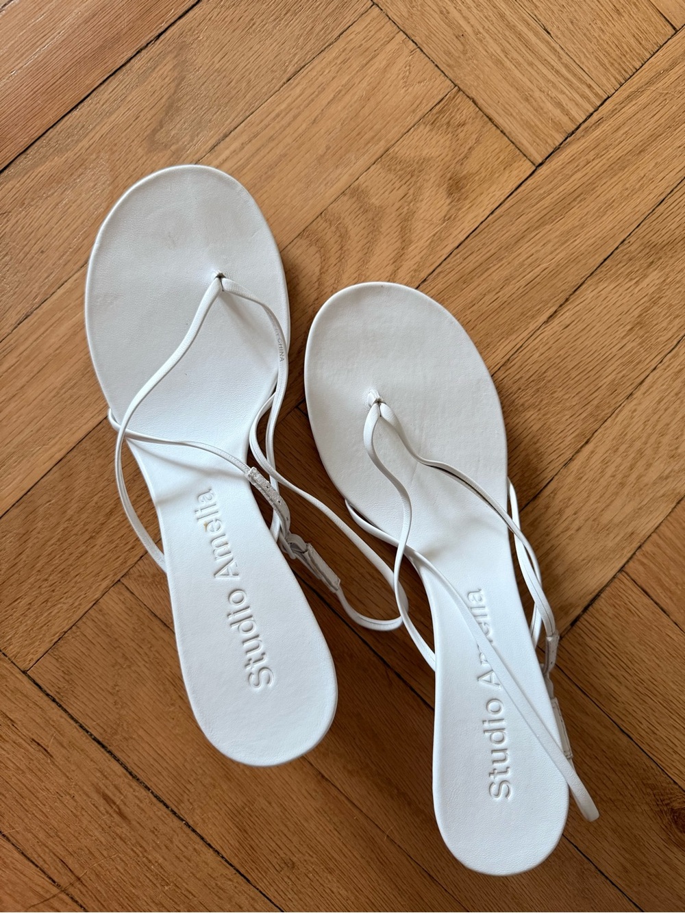 STUDIO AMELIA White Wishbone 50 Heel